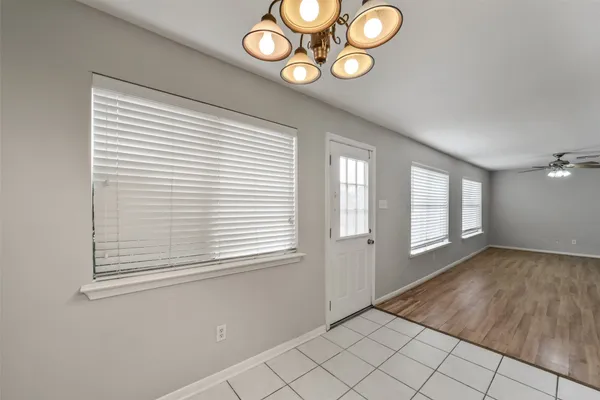 $1,895 | 3231 Stoneydale Lane, Spring, TX 77388