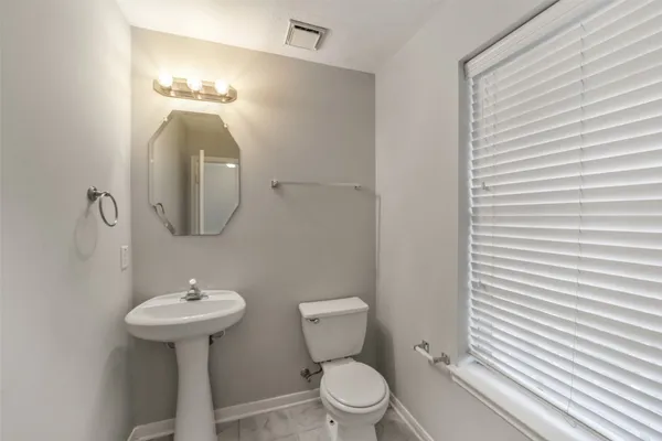 $1,895 | 3231 Stoneydale Lane, Spring, TX 77388
