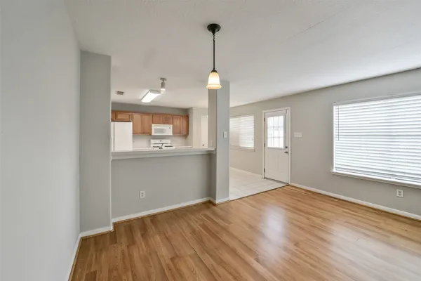 $1,895 | 3231 Stoneydale Lane, Spring, TX 77388