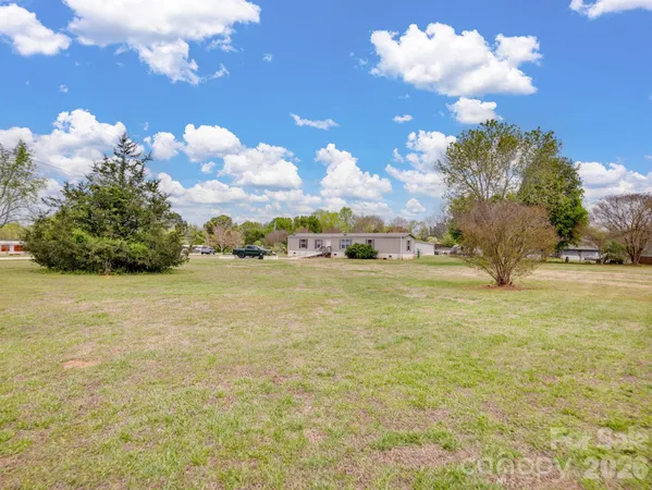 $215,000 | 208 State Rd S-46-167, York, SC 29745