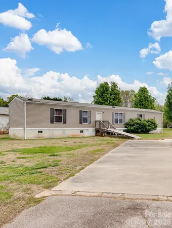 $215,000 | 208 State Rd S-46-167, York, SC 29745