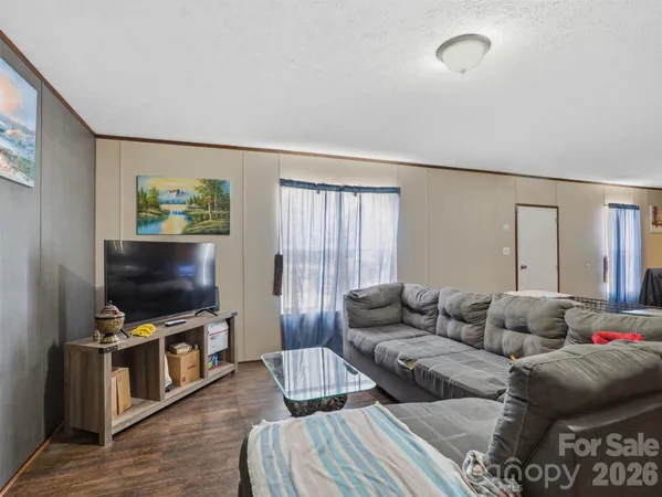 $215,000 | 208 State Rd S-46-167, York, SC 29745