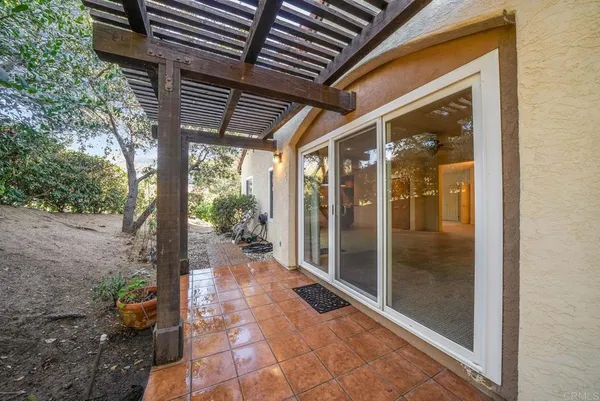 $869,000 | 1861 Fox Bridge Court, Fallbrook, CA 92028
