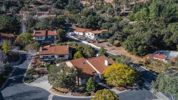 $869,000 | 1861 Fox Bridge Court, Fallbrook, CA 92028