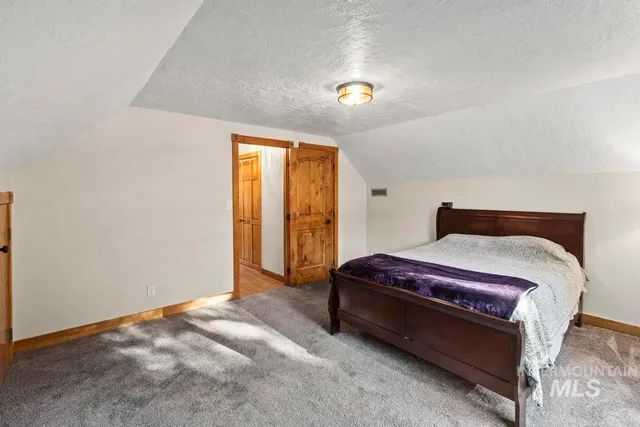 $750,000 | 31 Miners Court, Cascade, ID 83611