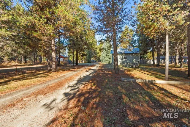 $750,000 | 31 Miners Court, Cascade, ID 83611