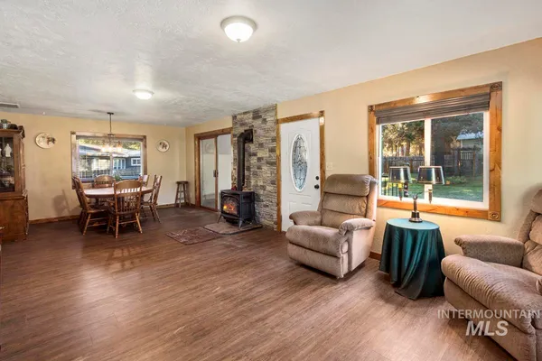 $750,000 | 31 Miners Court, Cascade, ID 83611