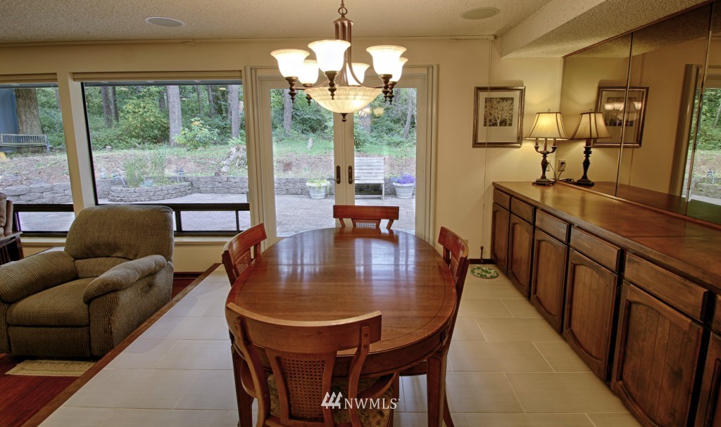 15703 Southeast 148th Street Renton, WA 98059 - Photo 7 of 17