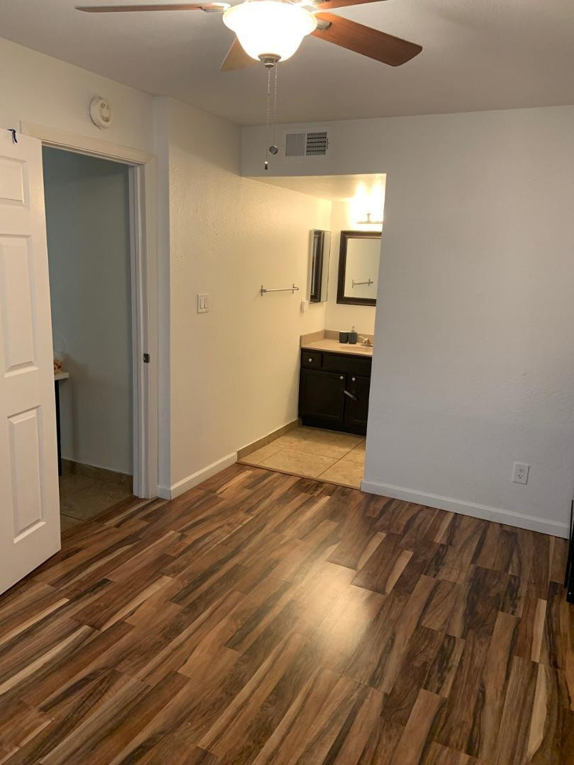 2625 East Indian School Road, Unit 141 Phoenix, AZ 85016 - Photo 5 of 22 Photo #9