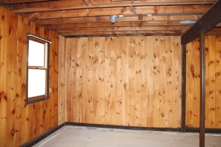 34 R Summer Street Rockport, MA 01966 - Photo 18 of 22 a view of a door