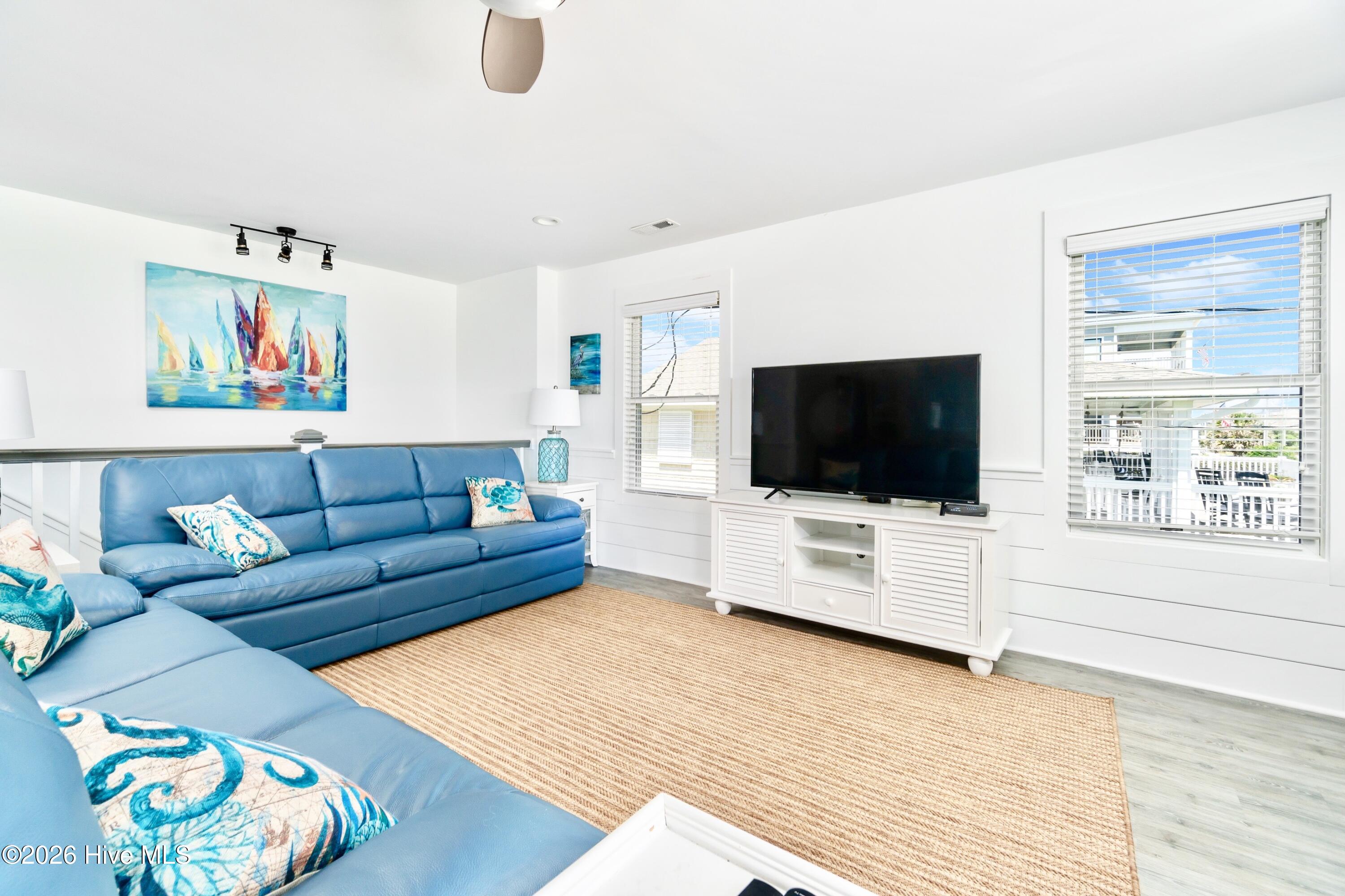 400 Ocean Ridge Drive Atlantic Beach, NC 28512 - Photo 8 of 26 Great Room