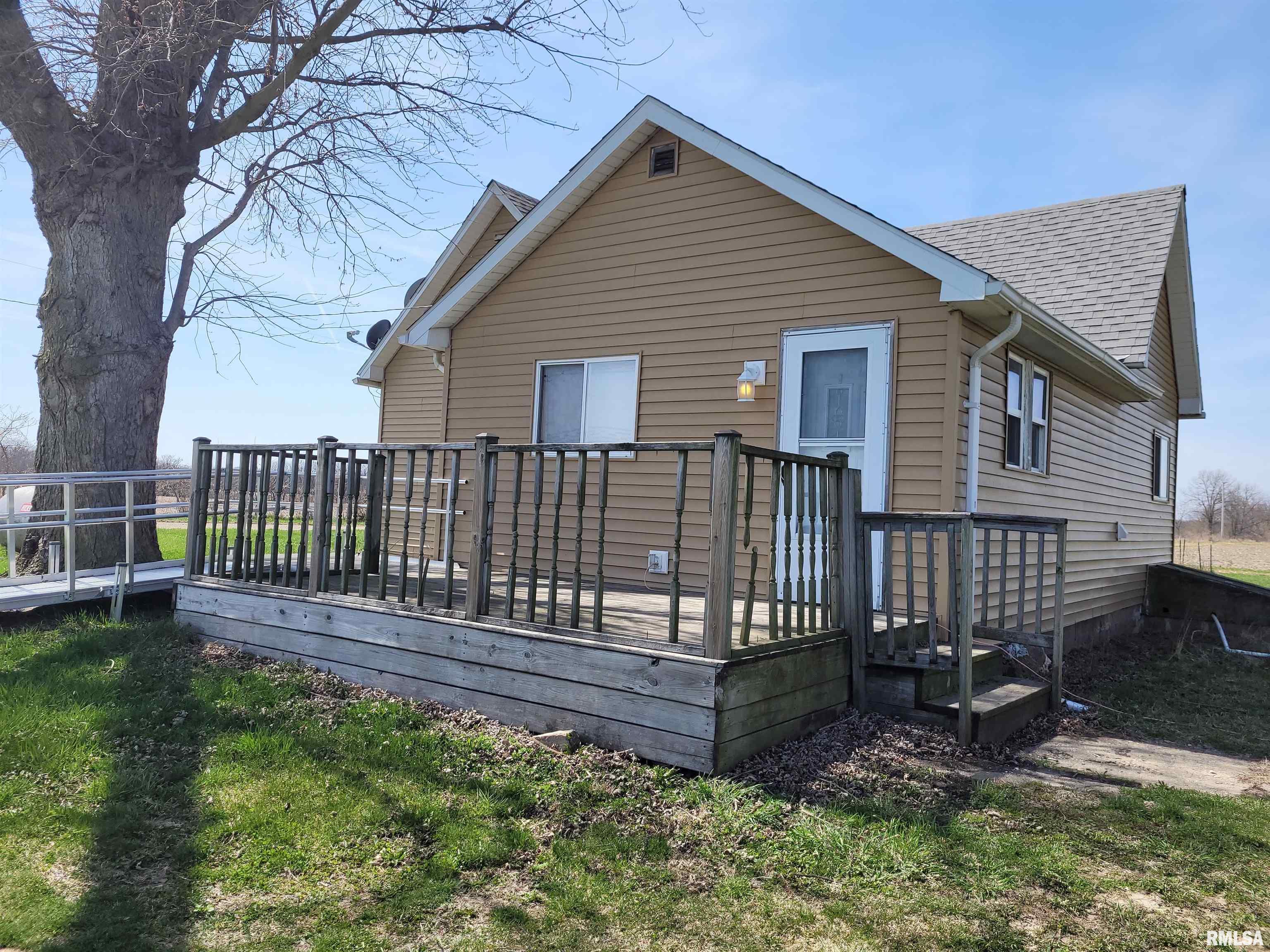 10766 East Cameron Road Cuba, IL 61427 - Photo 2 of 12