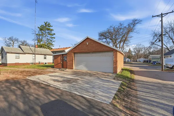 $185,000 | 40 31st Avenue North, St. Cloud, MN 56303