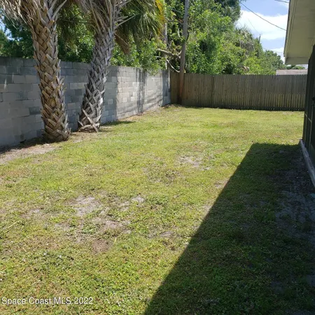 $2,100 | 990 Butia Street, Merritt Island, FL 32953