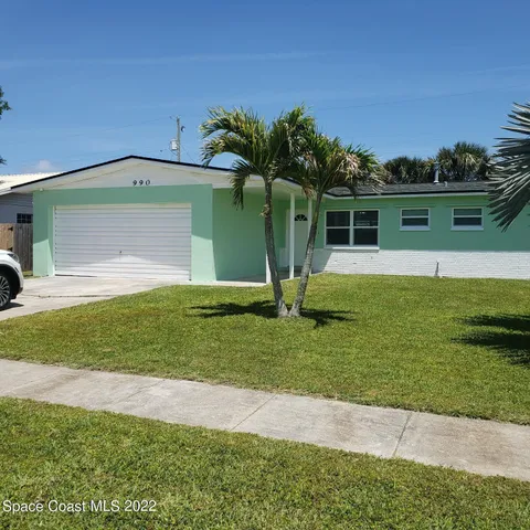 $2,200 | 990 Butia Street, Merritt Island, FL 32953