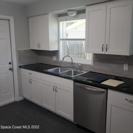 $2,100 | 990 Butia Street, Merritt Island, FL 32953