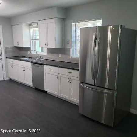 $2,100 | 990 Butia Street, Merritt Island, FL 32953