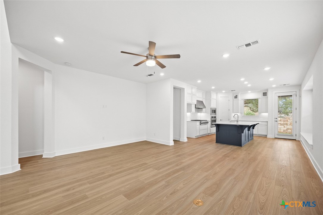 616 High Smt Drive Georgetown, TX 78628 - Photo 7 of 19