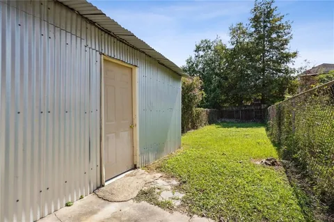 $1,055 | 624 Hagan Avenue, New Orleans, LA 70119