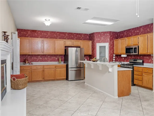 $498,800 | 13752 Dodie Avenue, Victorville, CA 92392