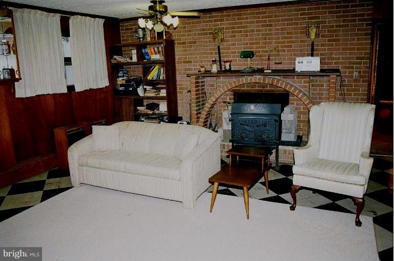 2711 Ritchie Marlboro Road Upper Marlboro, MD 20774 - Photo 1 of 30 Family Room