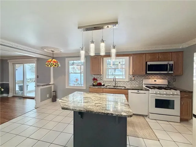 $399,900 | 109 Shangri La Drive, Monroeville, PA 15146