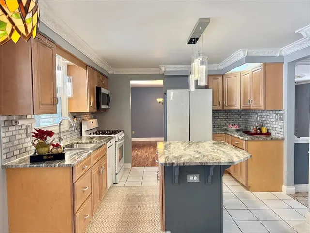 $399,900 | 109 Shangri La Drive, Monroeville, PA 15146