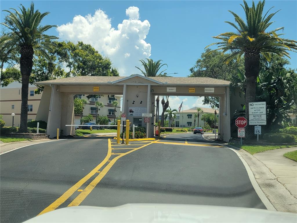 10032 65th Avenue North, Unit 19 St. Petersburg, FL 33708 - Photo 1 of 44