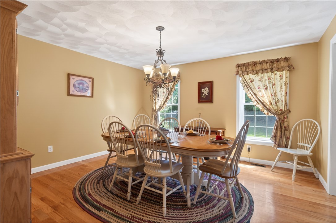 245 Jackson Schoolhouse Road Burrillville, RI 02859 - Photo 4 of 37