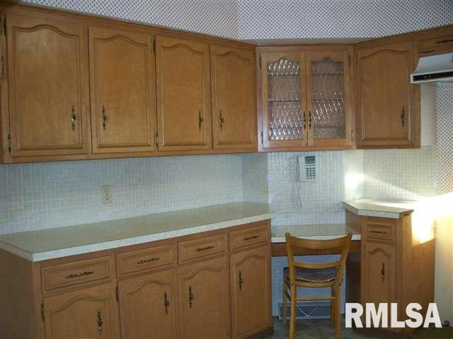 10 Pine Ridge Lane Geneseo, IL 61254 - Photo 4 of 12 Gallery Image 4