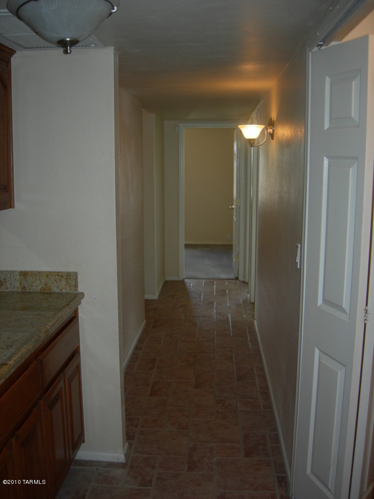 2800 West Goret Road Tucson, AZ 85745 - Photo 14 of 24 Gallery Image 14