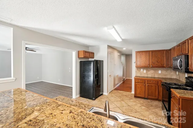 $399,999 | 11121 Nolet Court, Charlotte, NC 28215