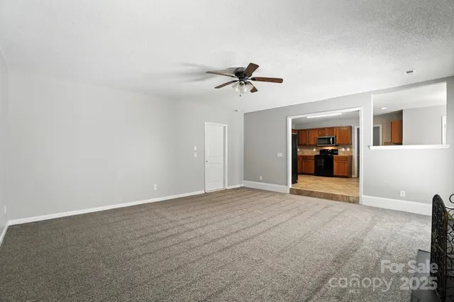 $399,999 | 11121 Nolet Court, Charlotte, NC 28215