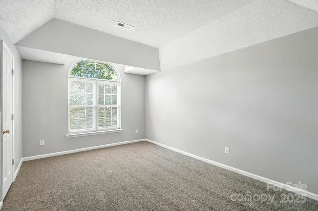 $399,999 | 11121 Nolet Court, Charlotte, NC 28215