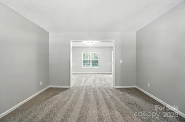 $399,999 | 11121 Nolet Court, Charlotte, NC 28215