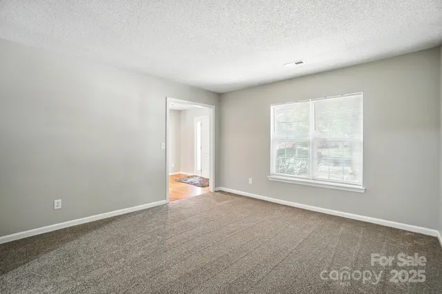 $399,999 | 11121 Nolet Court, Charlotte, NC 28215