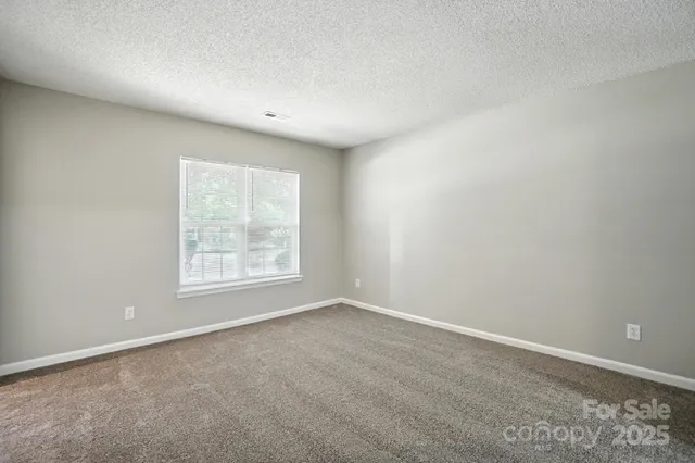 $399,999 | 11121 Nolet Court, Charlotte, NC 28215