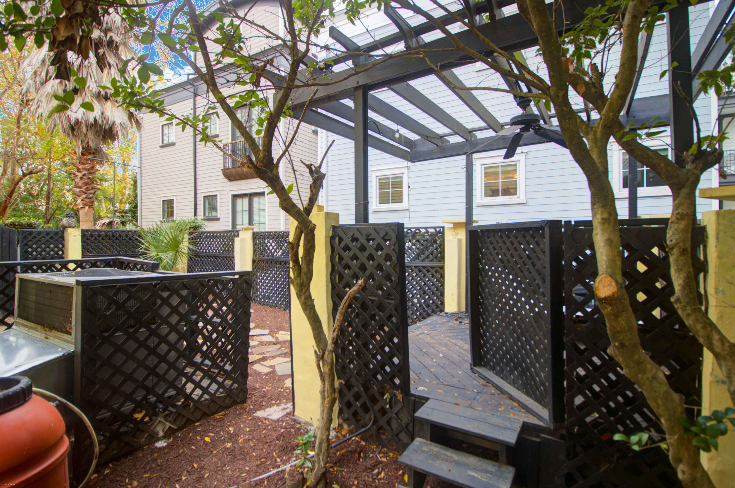 13 Radcliffe Place Charleston, SC 29403 - Photo 31 of 35 13 Radcliffe Place -Tidalcreekphoto- (4)