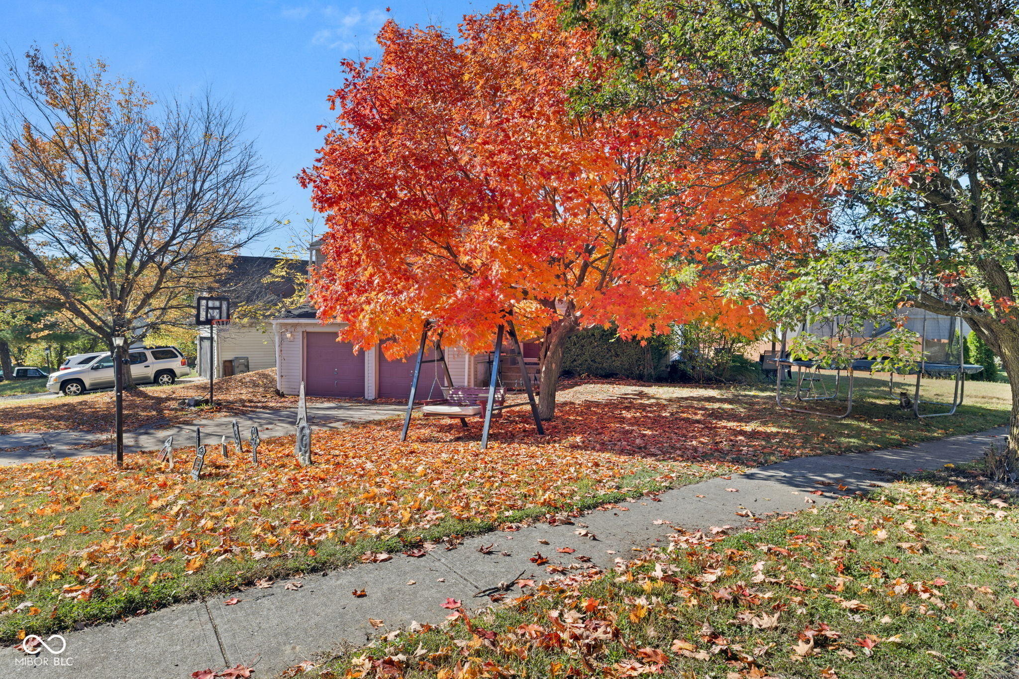 7477 Carnation Lane Indianapolis, IN 46214 - Photo 4 of 27