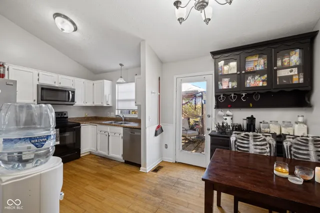 $275,000 | 7477 Carnation Lane, Indianapolis, IN 46214