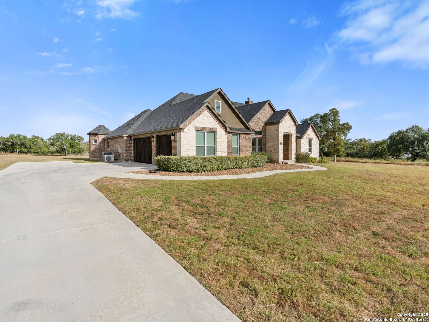 451 Stone Loop Castroville, TX 78009 - Photo 6 of 50