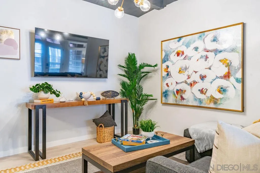 1298 Prospect Street, Unit 2F La Jolla, CA 92037 - Photo 6 of 54 a view of a workspace with furniture