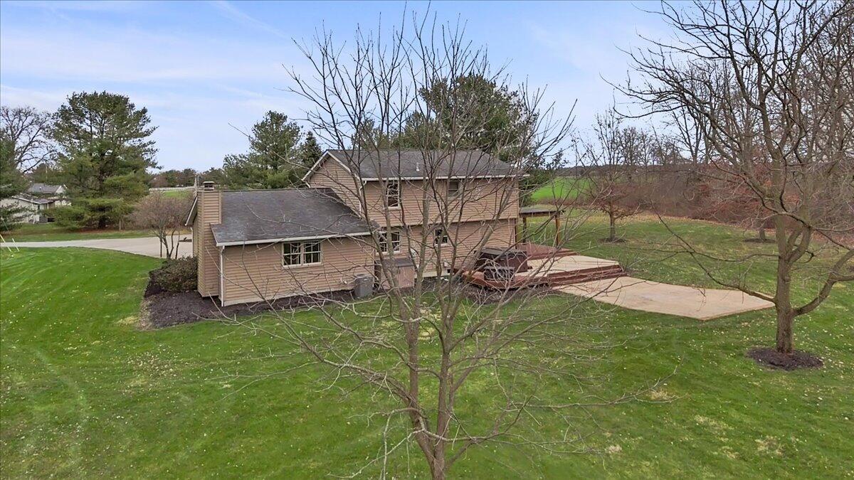 2584 Hollenback Road Lewis Center, OH 43035 - Photo 29 of 34 Back yard