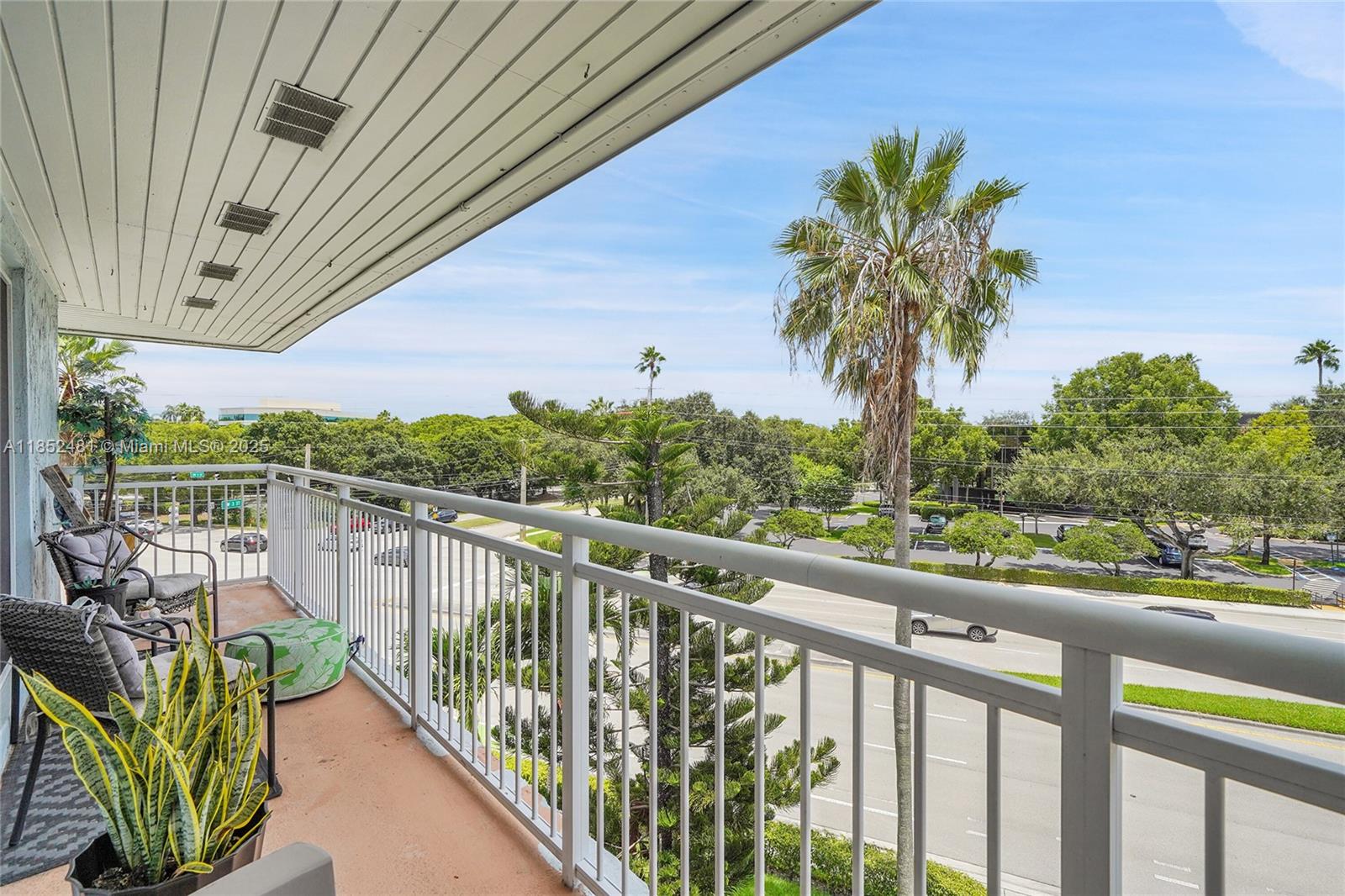 405 South Pine Island Road, Unit 403D Plantation, FL 33324 - Photo 13 of 20 a view of a balcony with lake view