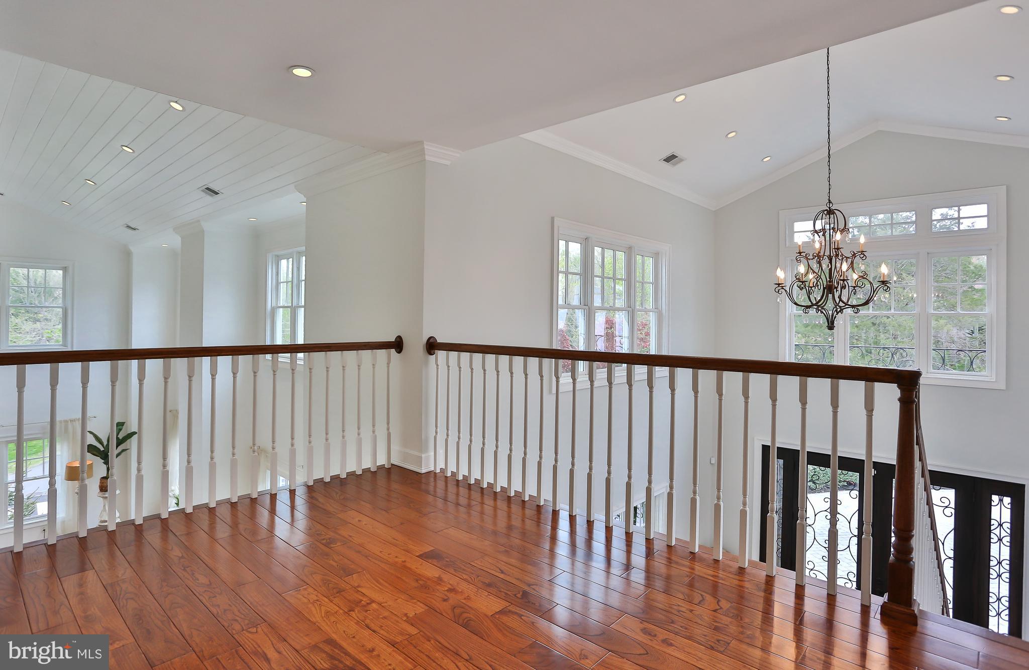 6329 Linway Terrace McLean, VA 22101 - Photo 35 of 77