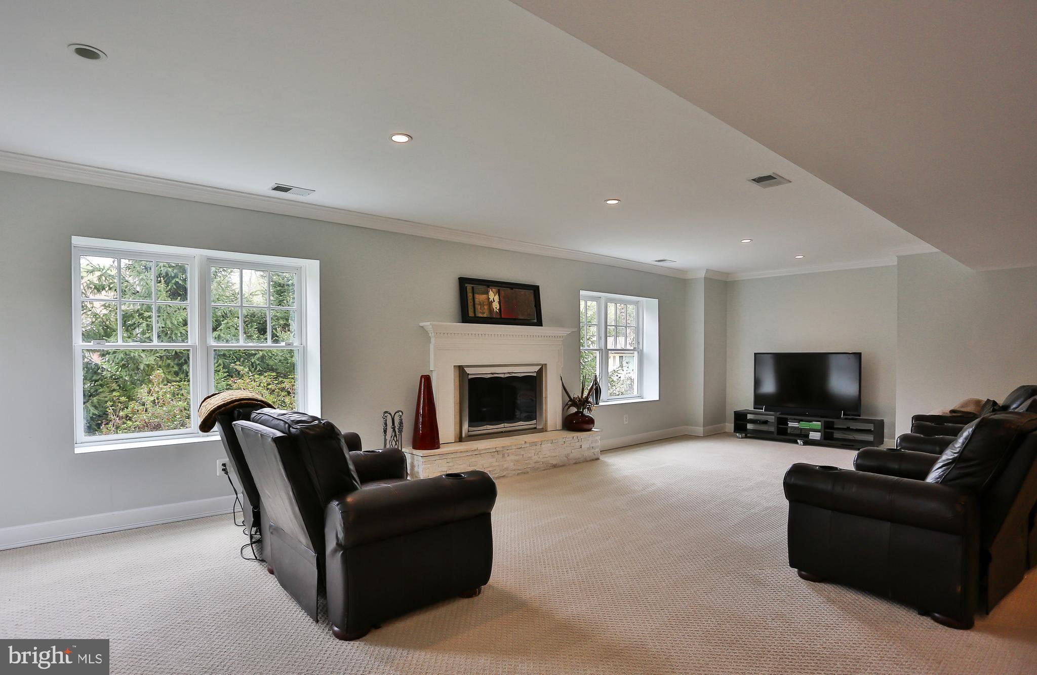 6329 Linway Terrace McLean, VA 22101 - Photo 52 of 77