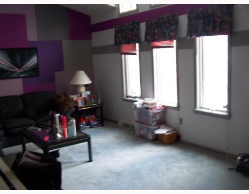 2701 Guffey Road North Huntingdon, PA 15642 - Photo 3 of 8 Living Room.