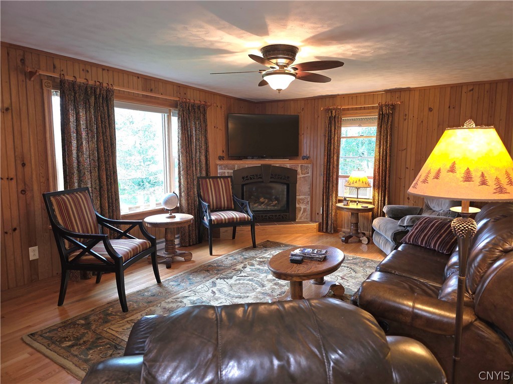 1119 County Rte 6 Hammond, NY 13646 - Photo 2 of 50 Living Room
