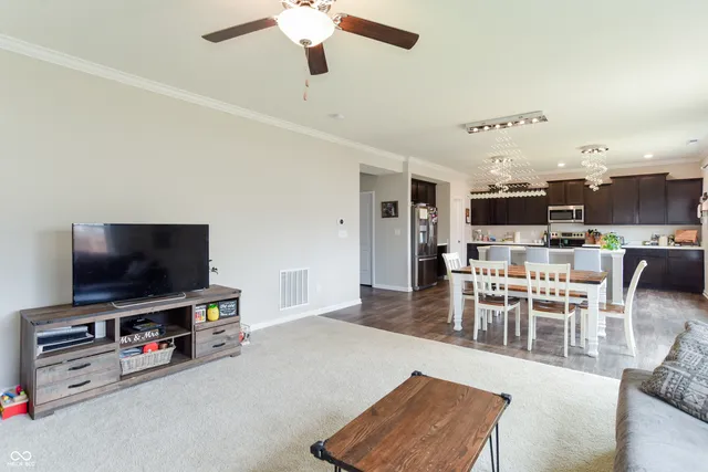 $2,350 | 1908 Porter Drive, Franklin, IN 46131