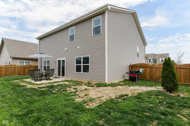 $2,350 | 1908 Porter Drive, Franklin, IN 46131